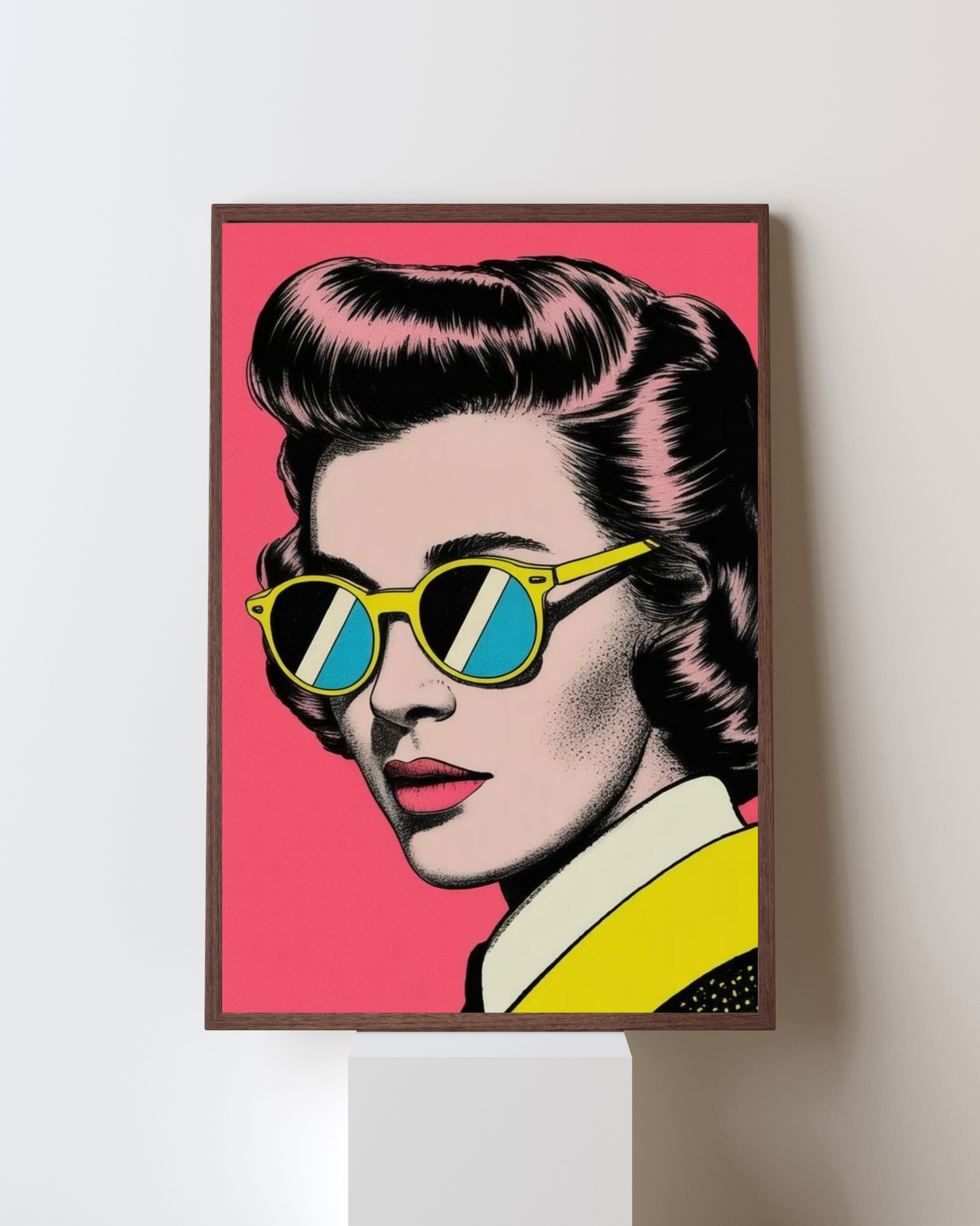 Retro Pop Diva – Vibrant Pop Culture Decorative Frame